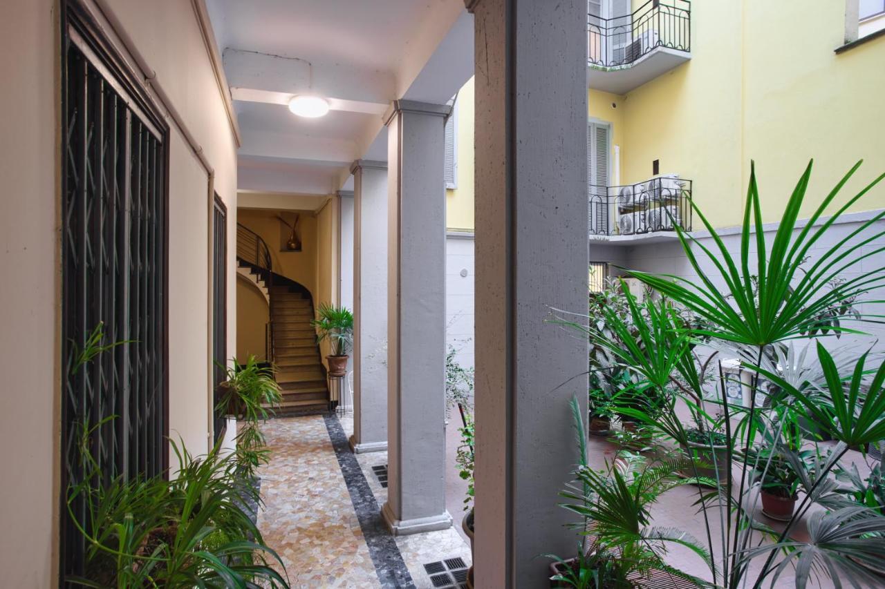 Joivy Mauri - Cosy Flats Near The Duomo Milão Exterior foto
